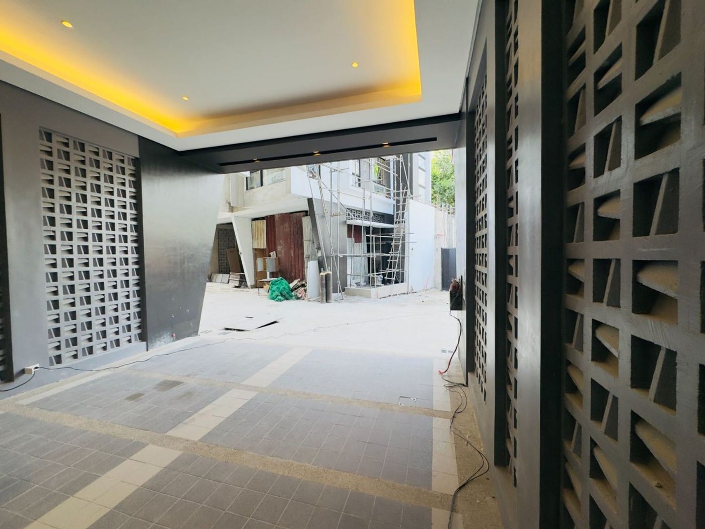 4-Bedroom E-Home Townhouse with Pool for Sale near Quezon Avenue, Santa Cruz, Quezon City – photo 5