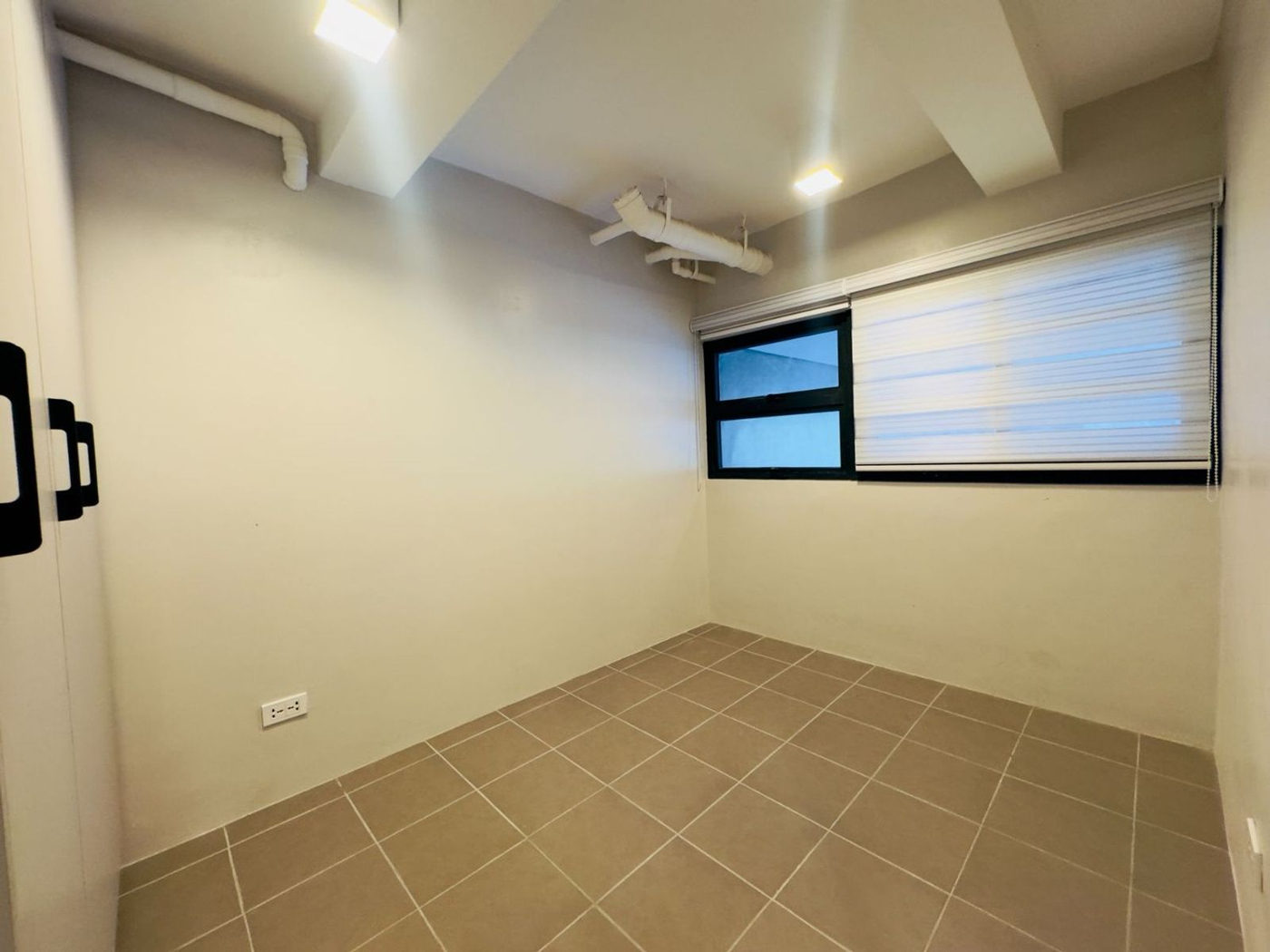 4-Bedroom E-Home Townhouse with Pool for Sale near Quezon Avenue, Santa Cruz, Quezon City – photo 11
