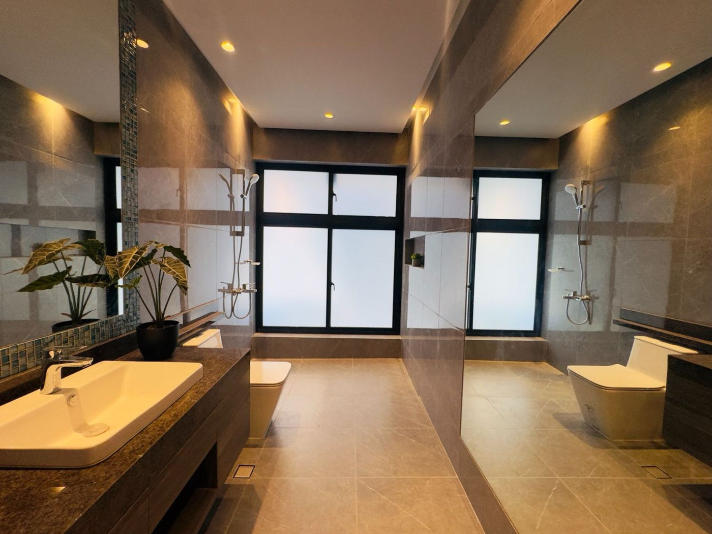 4-Bedroom E-Home Townhouse with Pool for Sale near Quezon Avenue, Santa Cruz, Quezon City – photo 27
