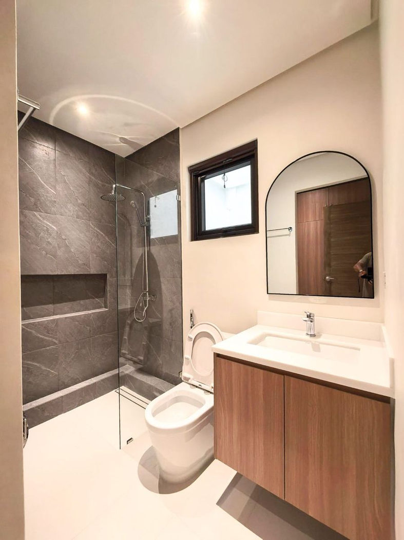 4-Bedroom End-Unit Townhouse for Sale in New Zañiga, Mandaluyong, Metro Manila – photo 15