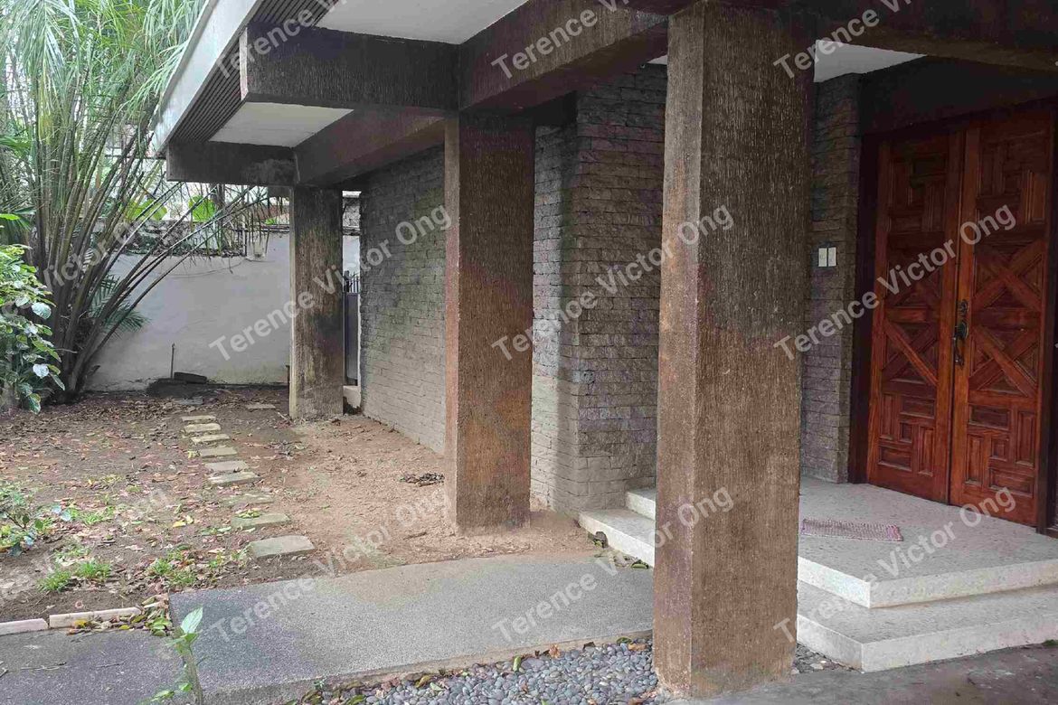 4 Bedroom House for Sale in Dasmariñas North, Makati City near MRT-3 Ayala – photo 3