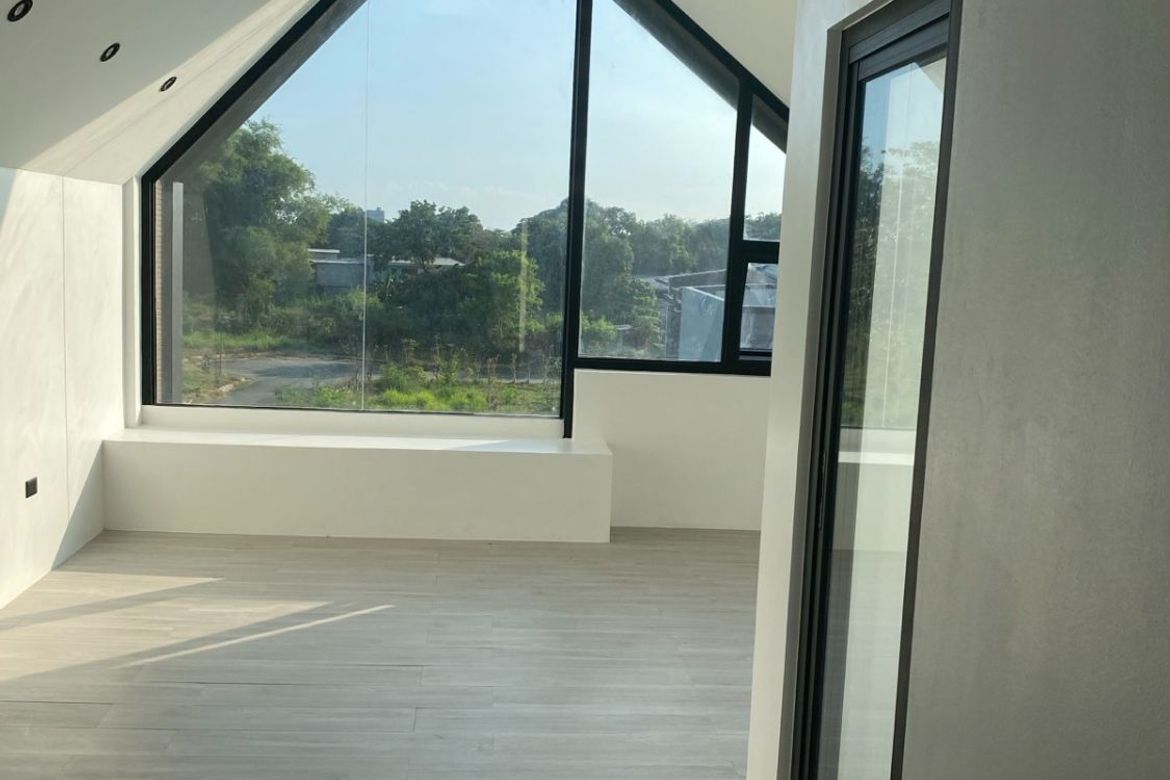 4 Bedroom House for Sale in East Gate Village, Dolores, Taytay, Rizal – photo 6