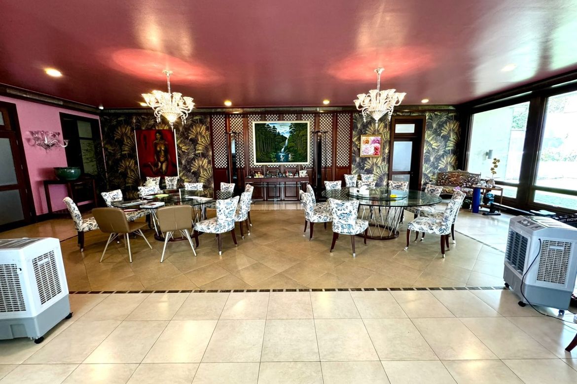 4 Bedroom House for Sale in Forbes Park North, Makati City near MRT-3 Ayala – photo 9