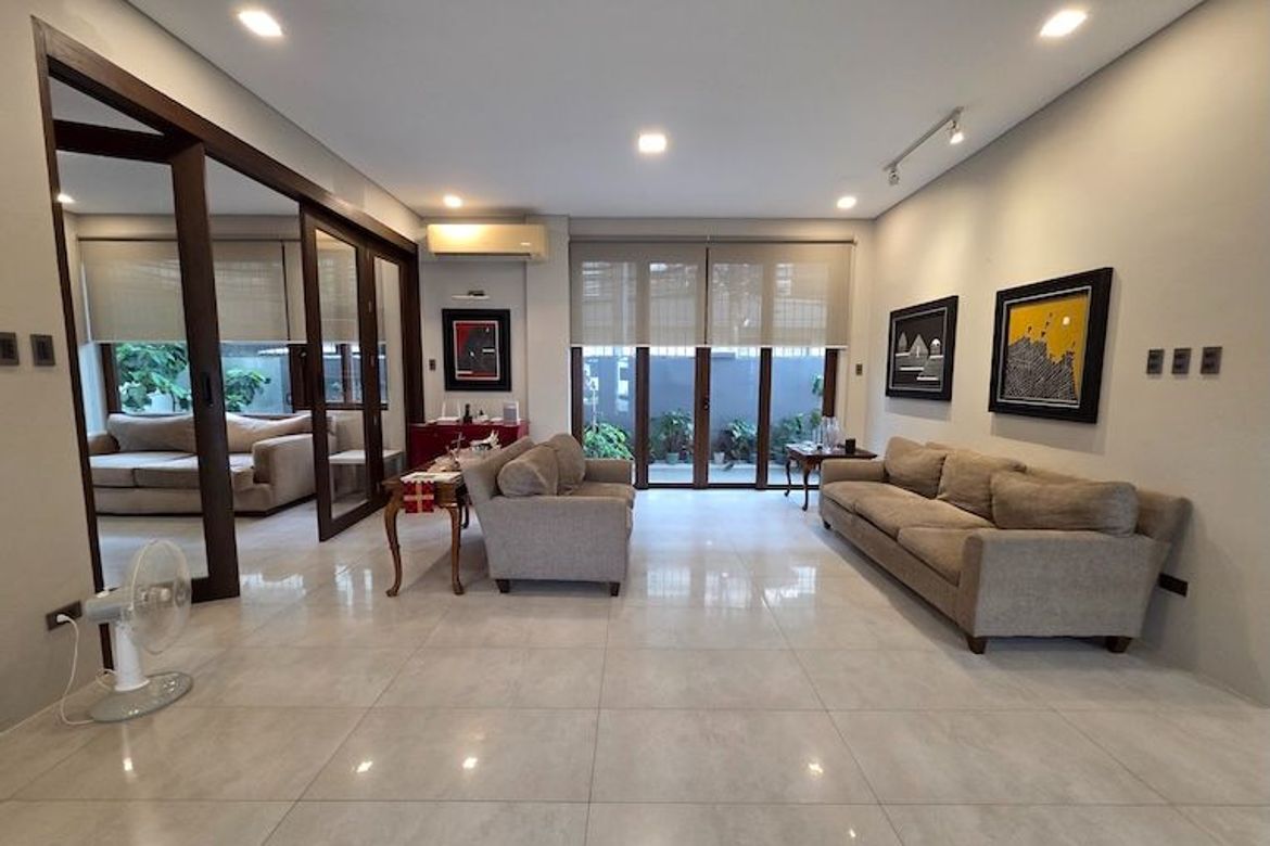 4 Bedroom House for Sale in Magallanes, Makati City near MRT-3 Magallanes – photo 12