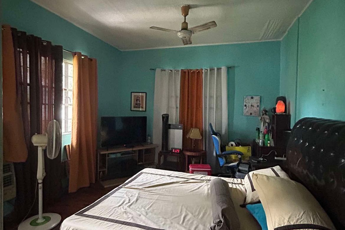 4 Bedroom House for Sale in Santa Cruz, Makati City – photo 15