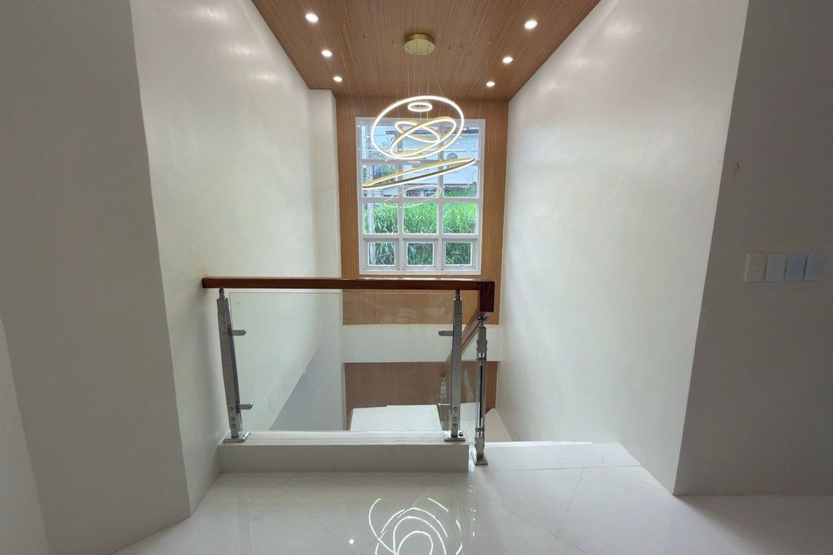 4 Bedroom Townhouse for Sale in Bakakeng North, Baguio, Benguet – photo 6