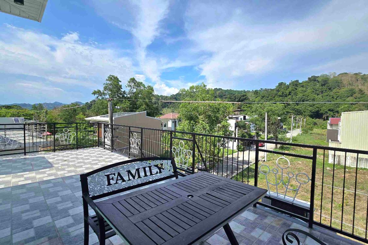 5 Bedroom Apartment for Sale in Calapandayan, Subic, Zambales – photo 2
