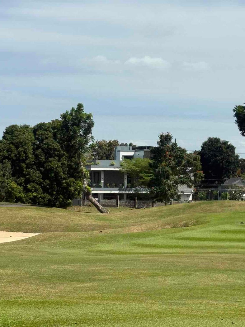 Luxury 5-Bedroom Fairway House for Sale in Manila Southwoods, Carmona, Cavite