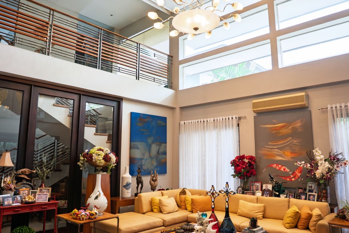 5 Bedroom House for Sale in Bel-Air, Makati City