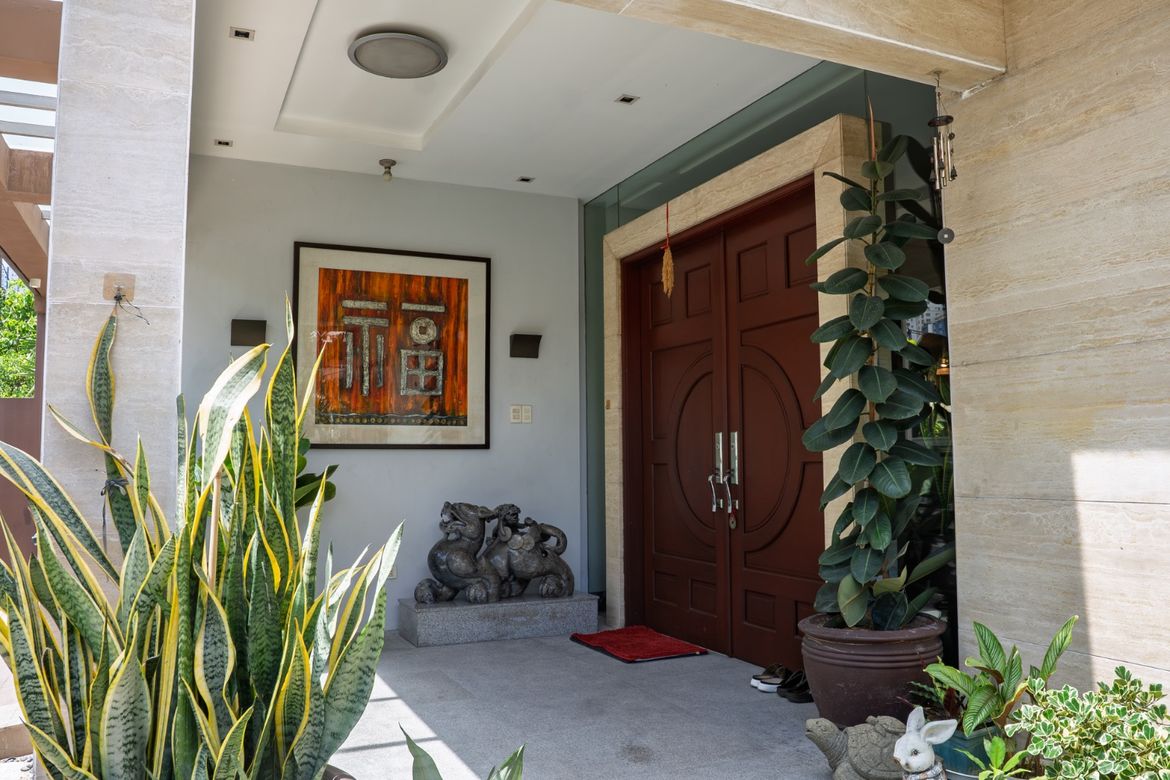 5 Bedroom House for Sale in Bel-Air, Makati City – photo 8