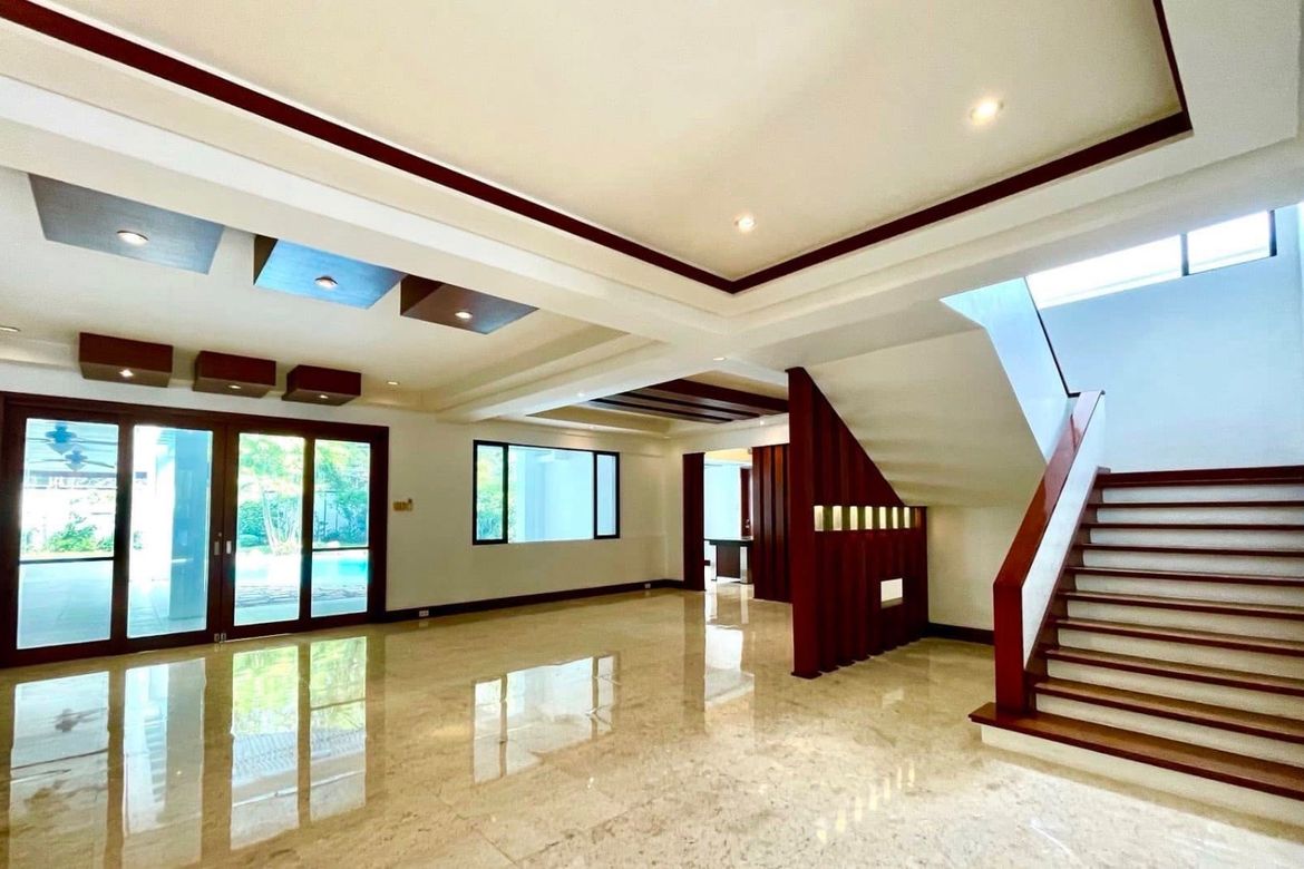 5 Bedroom House for Sale in Dasmariñas North, Makati City near MRT-3 Ayala – photo 5