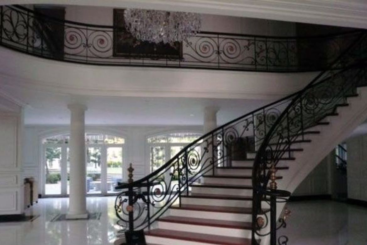 5 Bedroom House for Sale in Forbes Park North, Makati City – photo 3