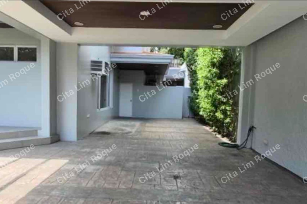5 Bedroom House for Sale in San Lorenzo, Makati City near MRT-3 Magallanes – photo 3