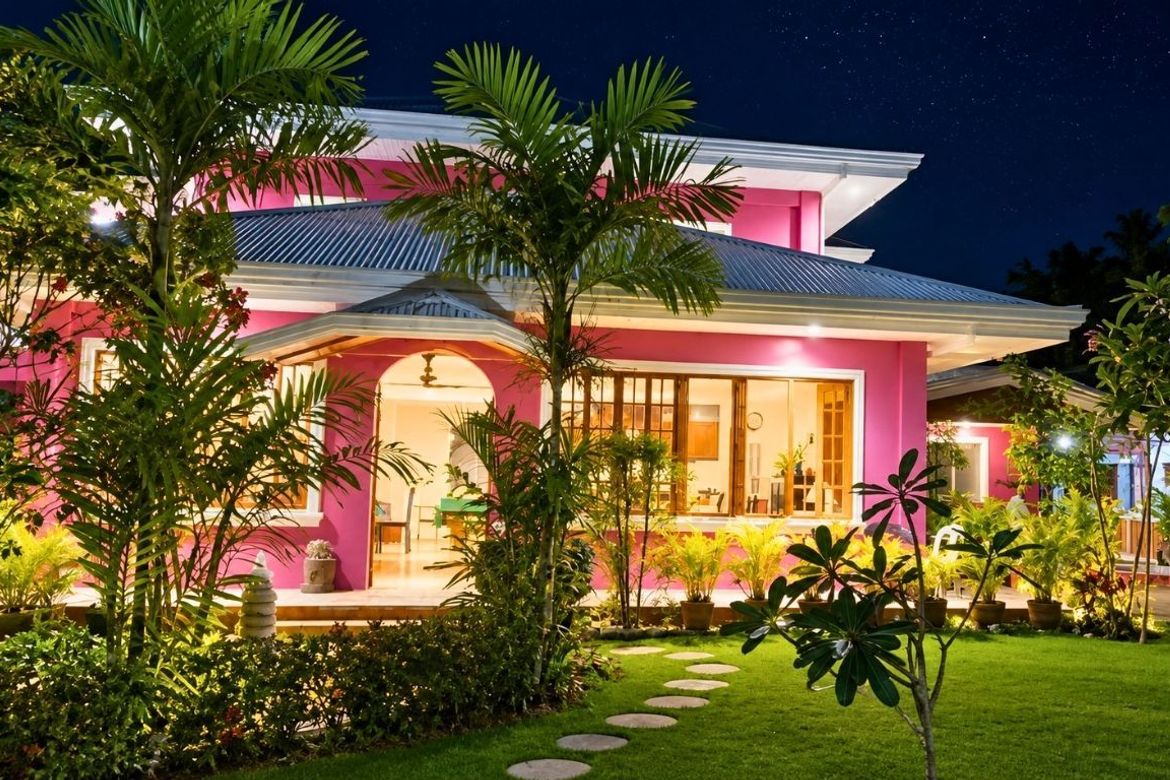 5 Bedroom House for Sale in Western Poblacion, Poro, Cebu – photo 2