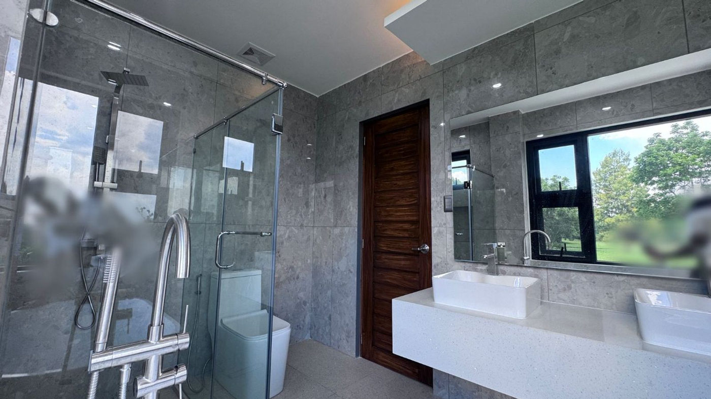 5-Bedroom Modern Contemporary House with Pool for Sale in Buck Estate, Alfonso, Cavite – photo 18