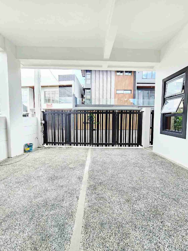 6-Bedroom Brand-New House and Lot for Sale in Greenwoods, Taytay, Rizal – photo 6
