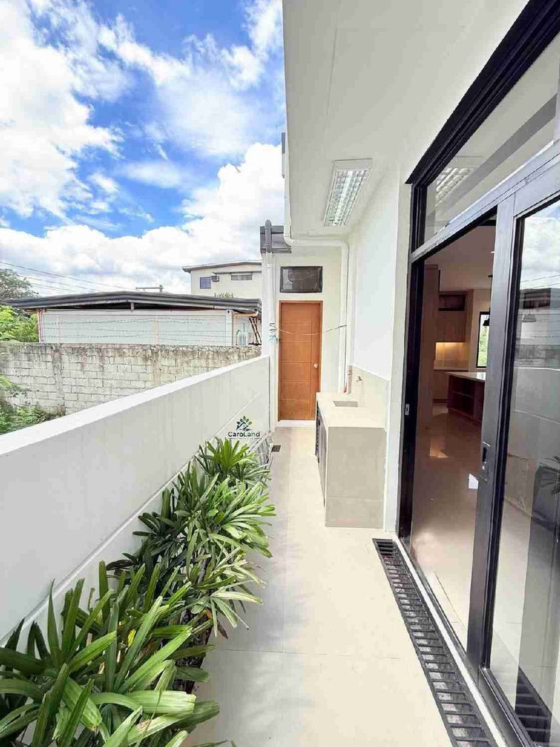 6-Bedroom Brand-New House and Lot for Sale in Greenwoods, Taytay, Rizal – photo 14