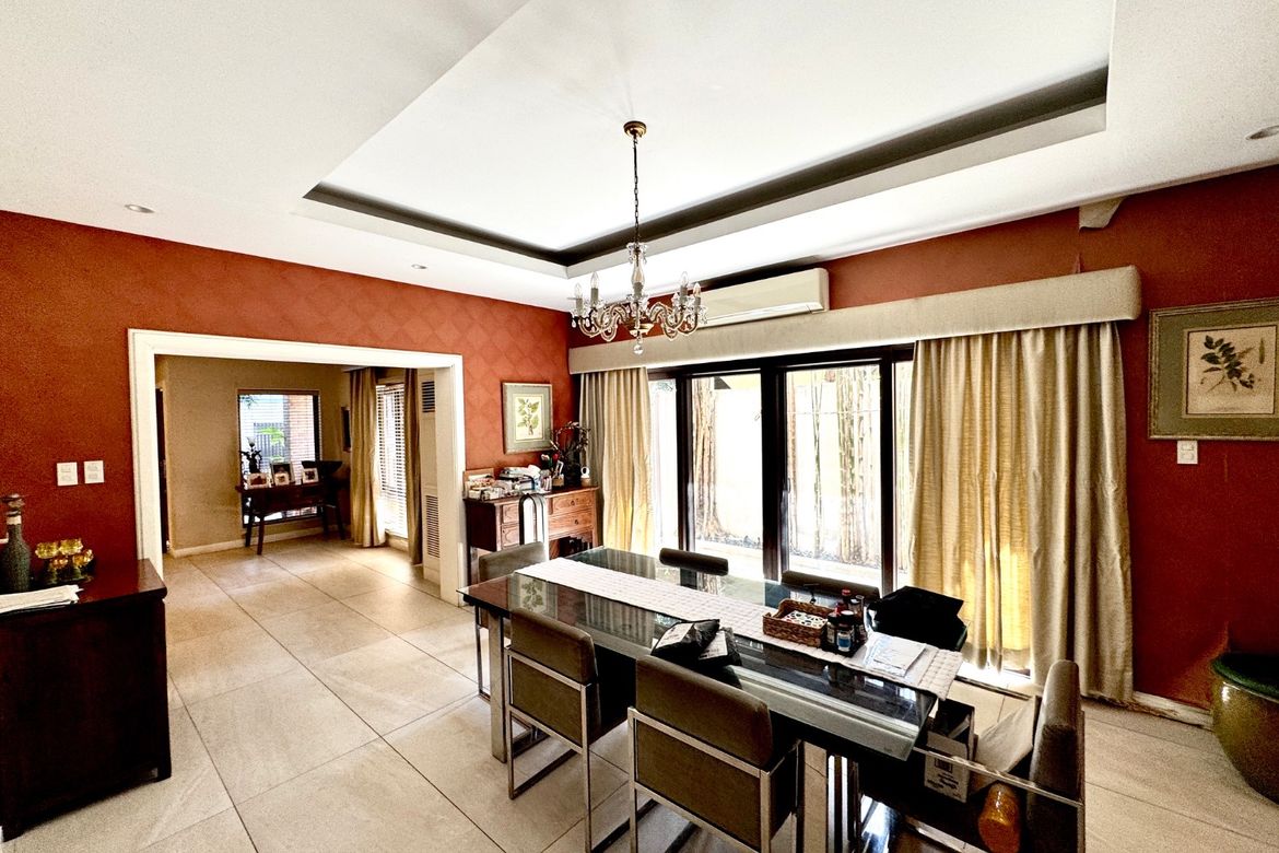 8 Bedroom House for Sale in San Lorenzo, Makati City near MRT-3 Ayala – photo 9