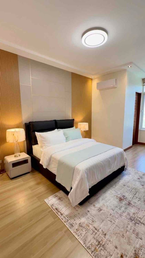 8-Bedroom Luxury Corner House with Pool for Sale in Greenwoods Executive Village, Pasig–Cainta – photo 28