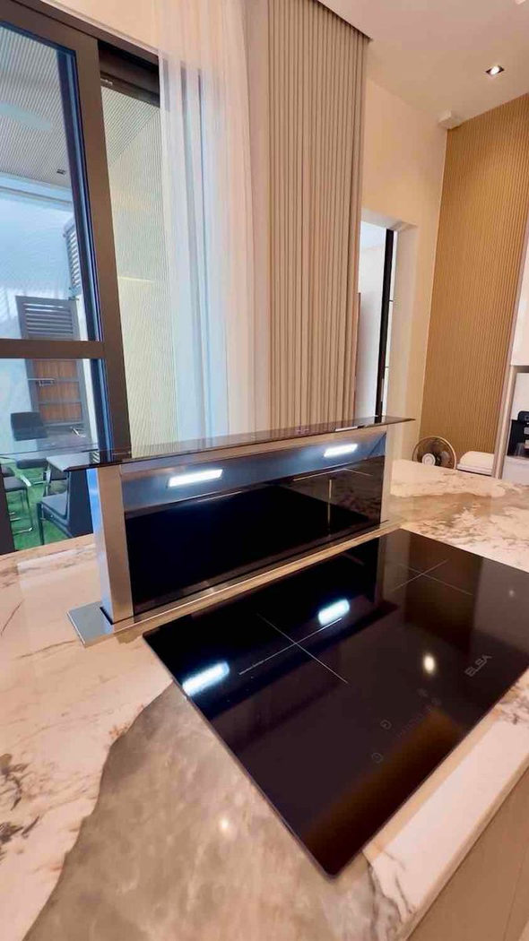 8-Bedroom Luxury Corner House with Pool for Sale in Greenwoods Executive Village, Pasig–Cainta – photo 33