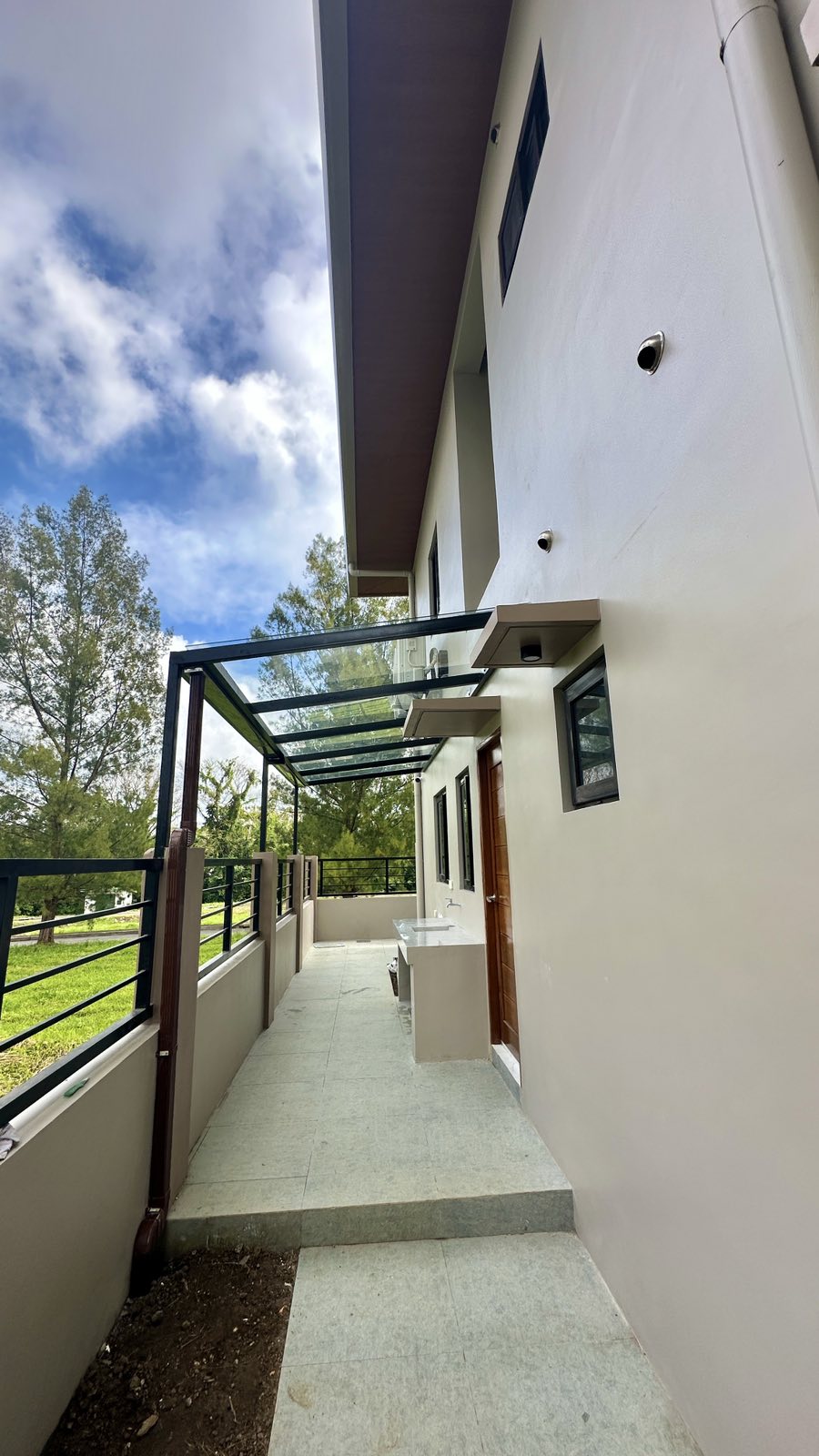 Beautiful 3-Bedroom House and Lot for Sale in Pueblo Del Sol, Tagaytay City – photo 3