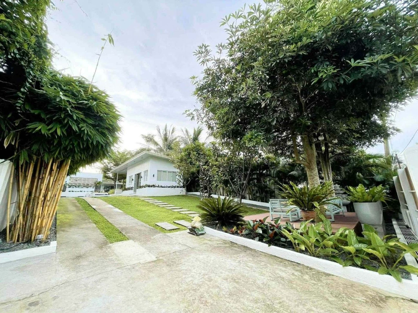 Brand-New 3-Bedroom House with Pool on 808 SQM for Sale in Maitim 1st, Amadeo, Cavite – photo 6