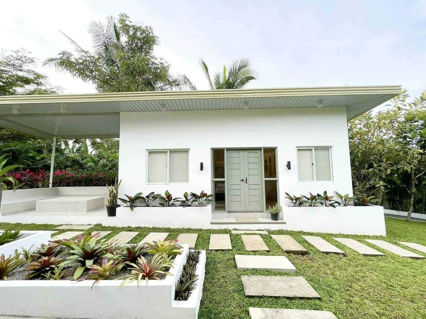 Brand-New 3-Bedroom House with Pool on 808 SQM for Sale in Maitim 1st, Amadeo, Cavite – photo 7