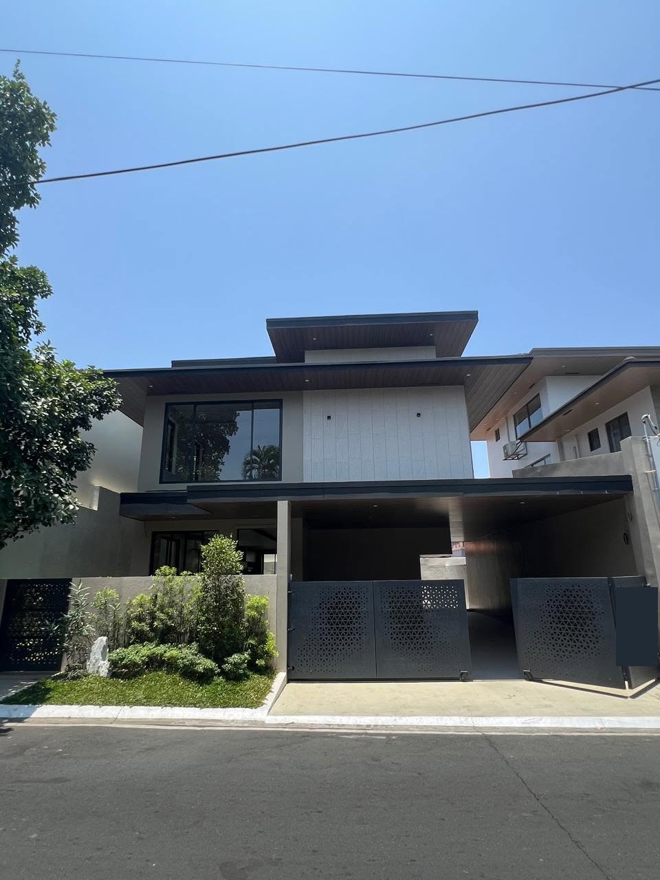 Brand New 5-Bedroom House and Lot for Sale in BF Homes, Parañaque