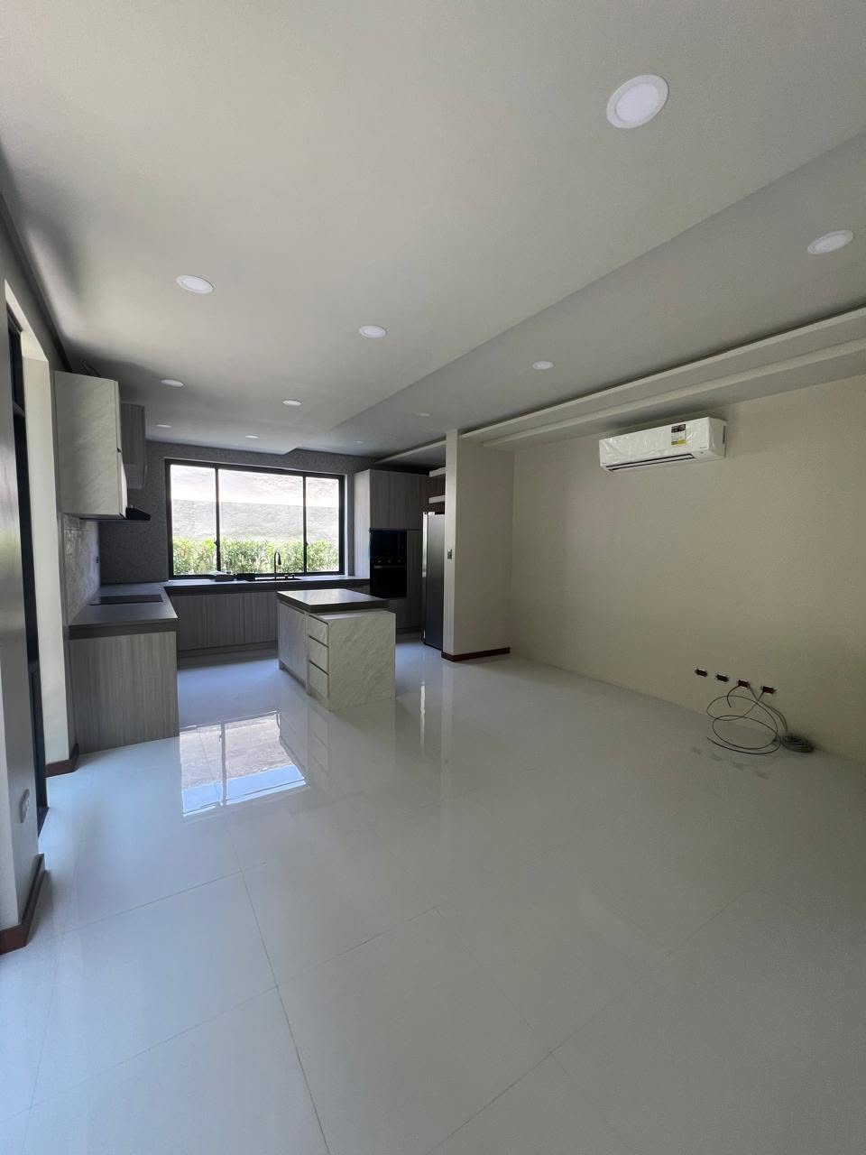 Brand New 5-Bedroom House and Lot for Sale in BF Homes, Parañaque – photo 4