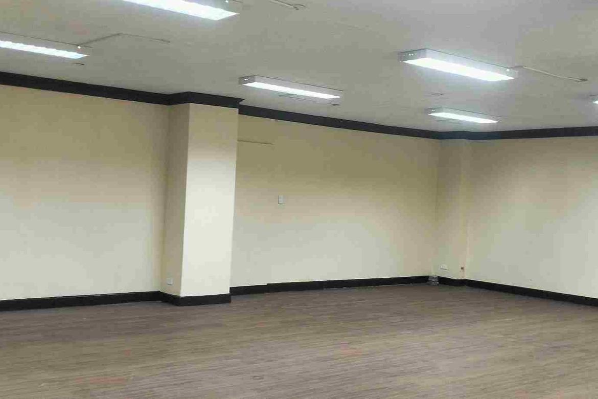 Commercial for Sale in San Lorenzo, Makati City – photo 2