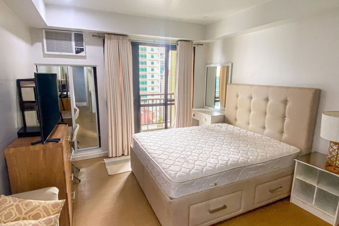 Condo for Sale in Grand Soho Makati, Bel-Air, Makati City
