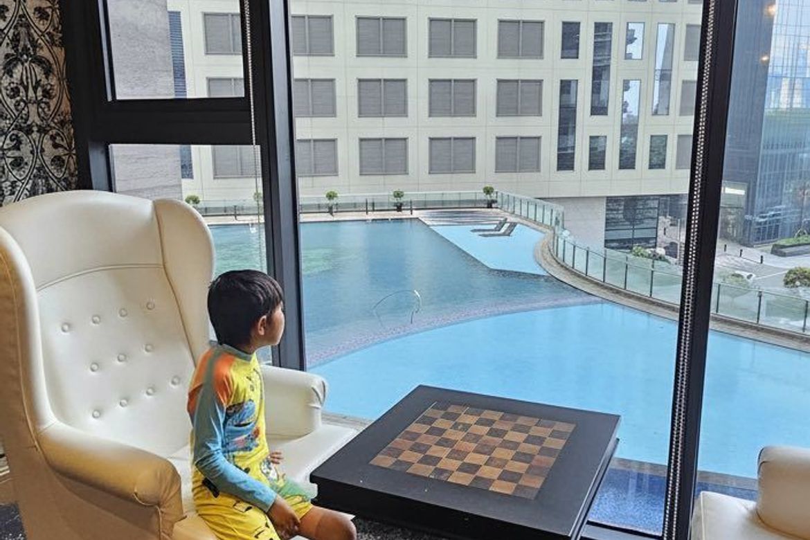 Condo for Sale in Knightsbridge Residences, Poblacion, Makati City – photo 13