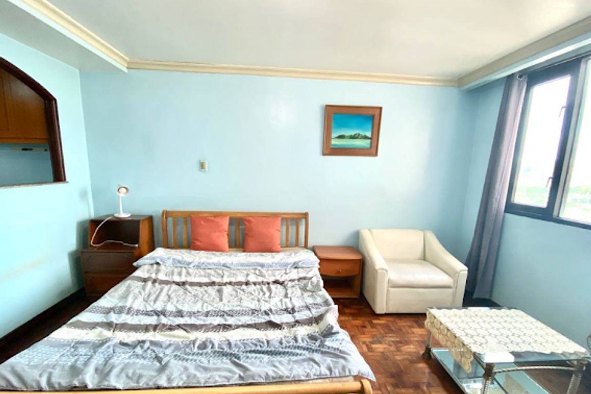 Condo for Sale in Makati Palace Hotel, Poblacion, Makati City