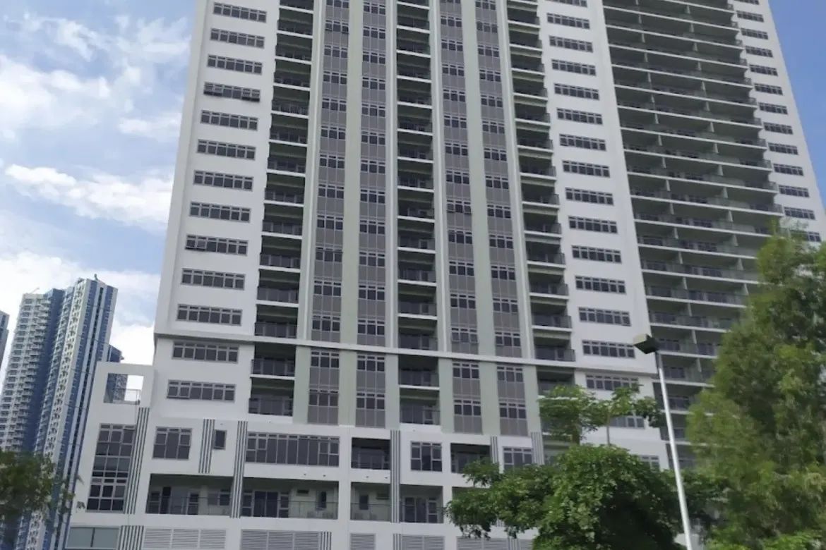 Condo for Sale in One Maridien, BGC, Taguig