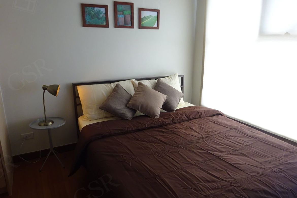 Condo for Sale in Paseo De Roces, Pio Del Pilar, Makati City