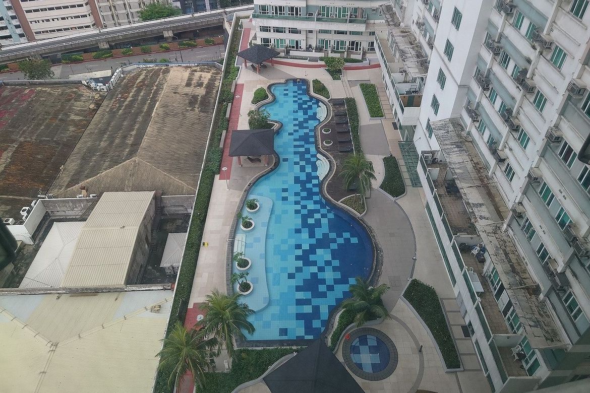 Condo for Sale in The Beacon, Bangkal, Makati City near MRT-3 Magallanes – photo 4