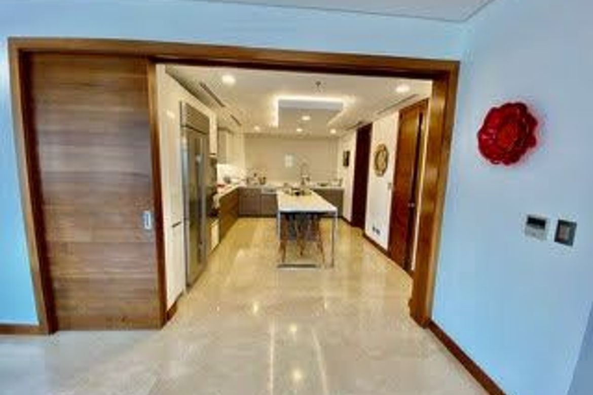 Condo for Sale in Two Roxas Triangle, Bel-Air, Makati City – photo 4