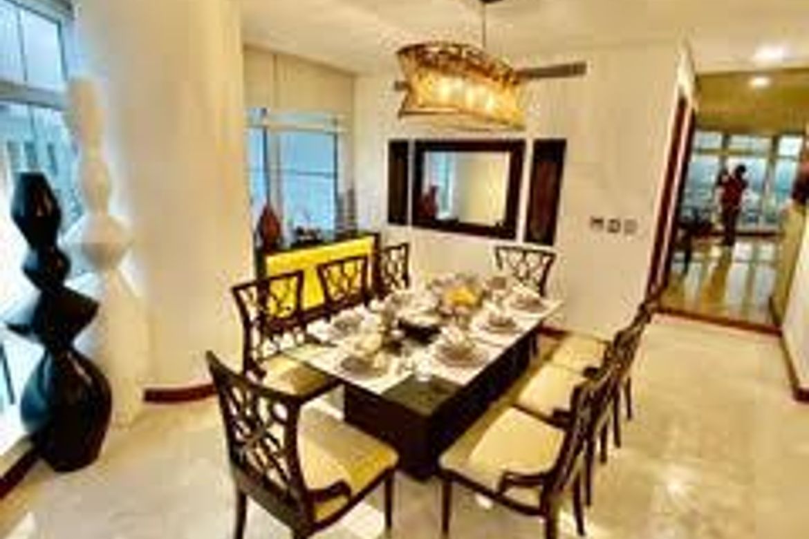 Condo for Sale in Two Roxas Triangle, Bel-Air, Makati City – photo 12