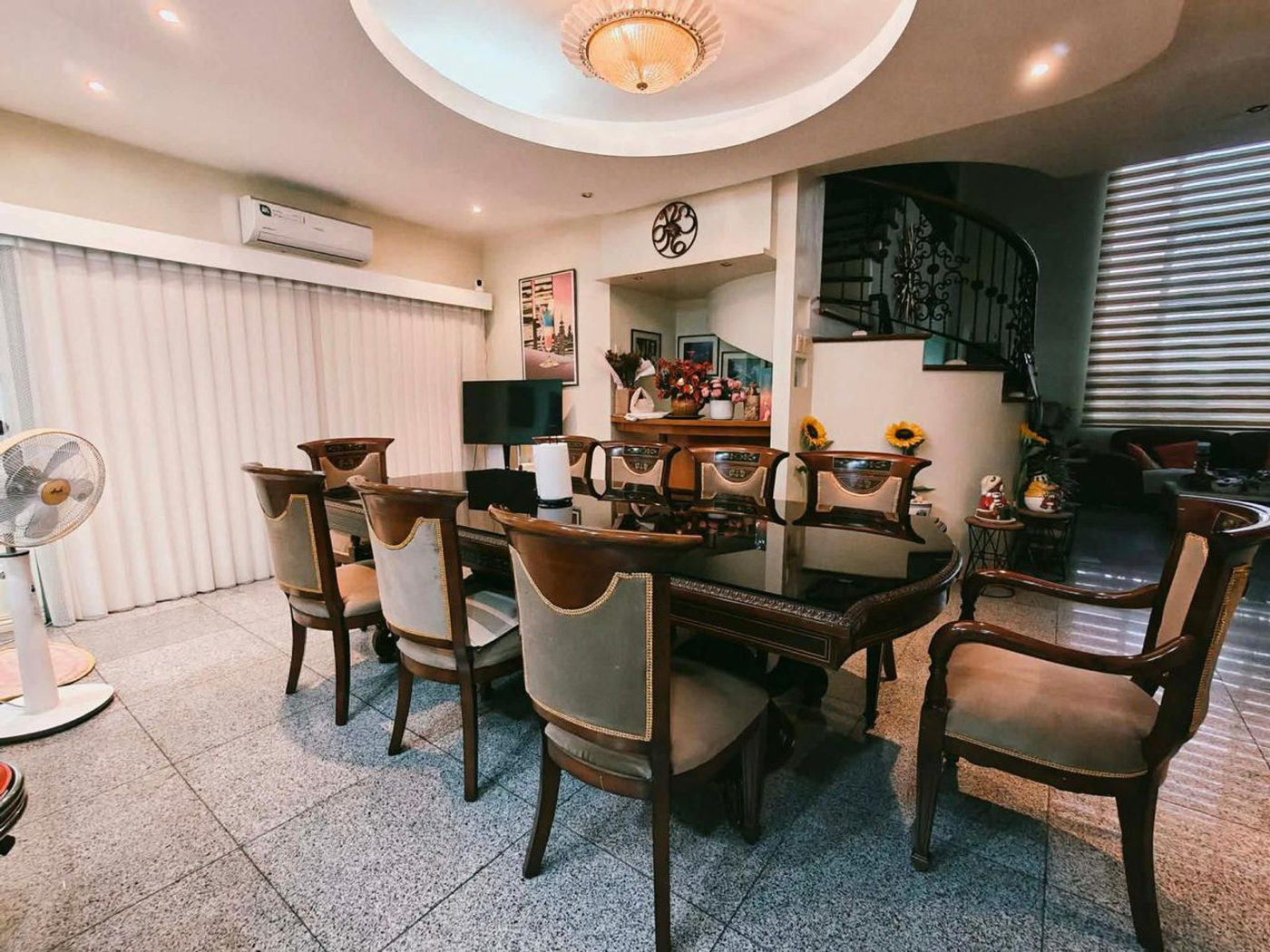 Fully Furnished 4-Bedroom Corner Villa for Sale in South Forbes Villas, Silang, Cavite – photo 5