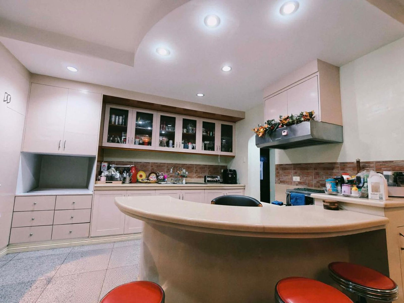 Fully Furnished 4-Bedroom Corner Villa for Sale in South Forbes Villas, Silang, Cavite – photo 8