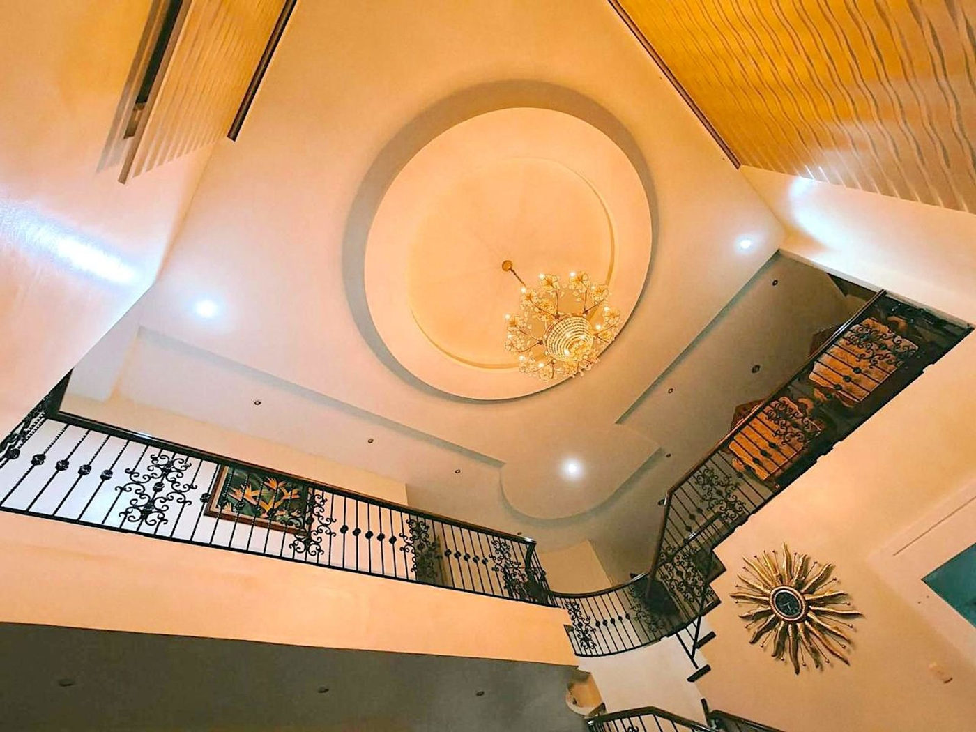 Fully Furnished 4-Bedroom Corner Villa for Sale in South Forbes Villas, Silang, Cavite – photo 9