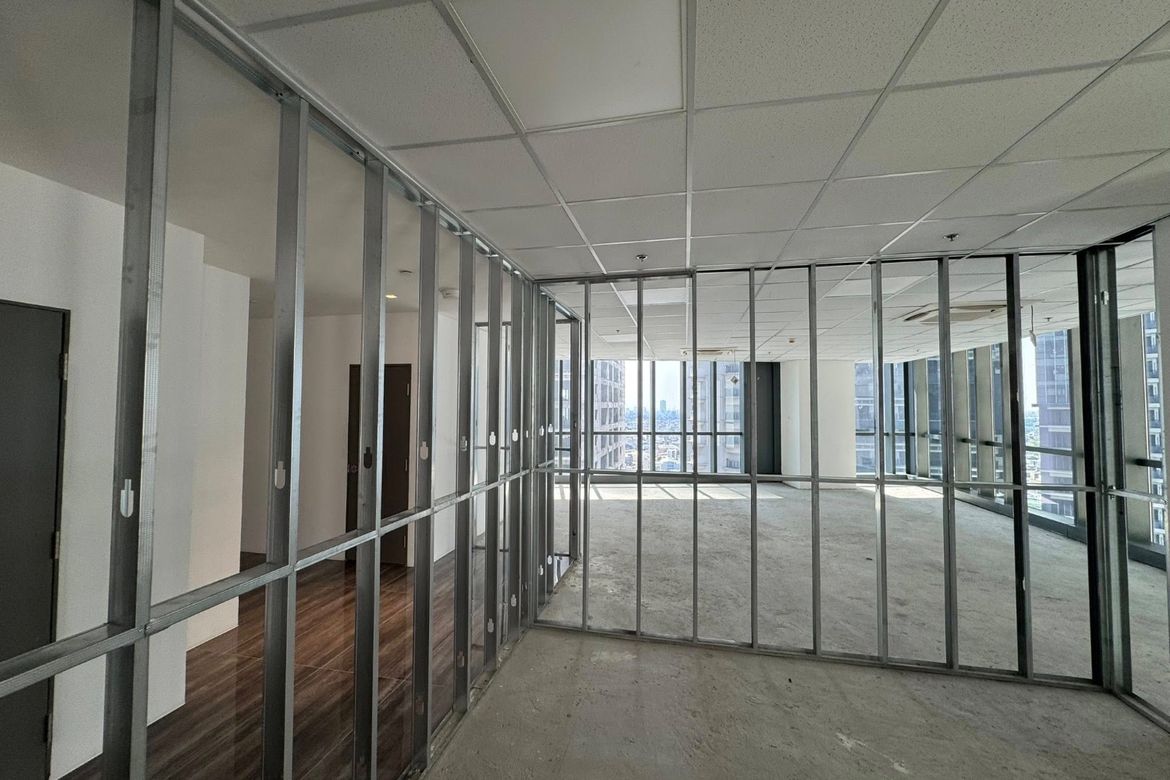 Office for Sale in Poblacion, Makati City – photo 7