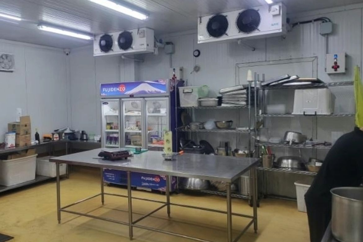Office for Sale in San Isidro, Cainta, Rizal