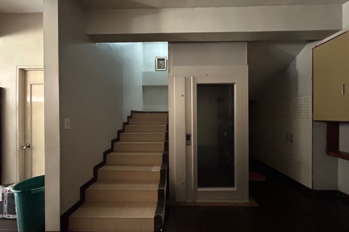 Shophouse for Sale in Makati, Makati City – photo 4