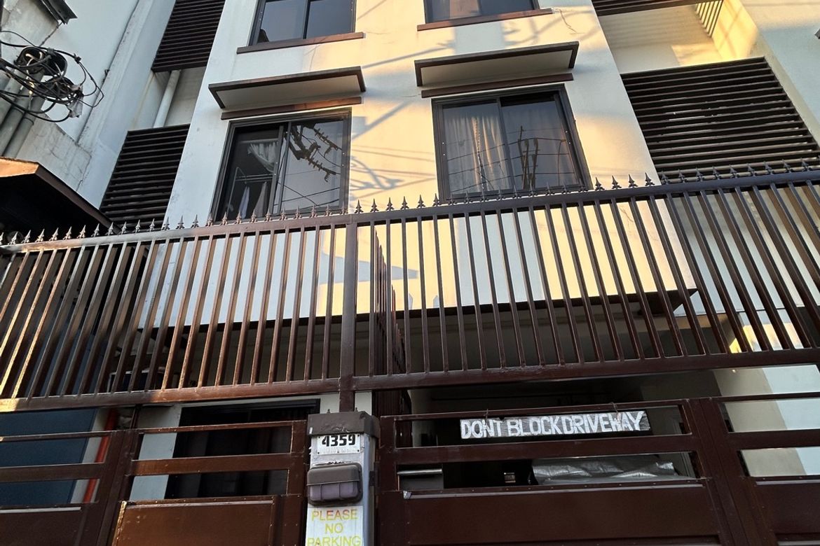 Shophouse for Sale in Makati, Makati City – photo 9